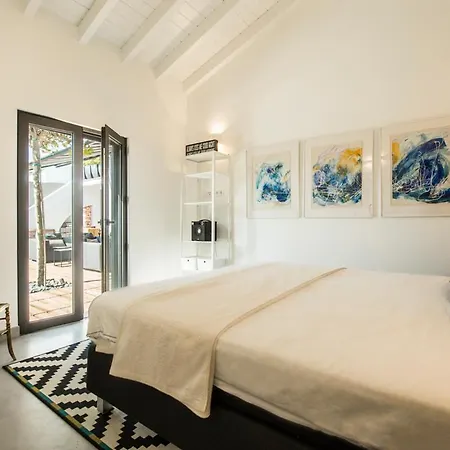 Sleeps 6 With Pool Air Con And Wifi Ferragudo (Faro)